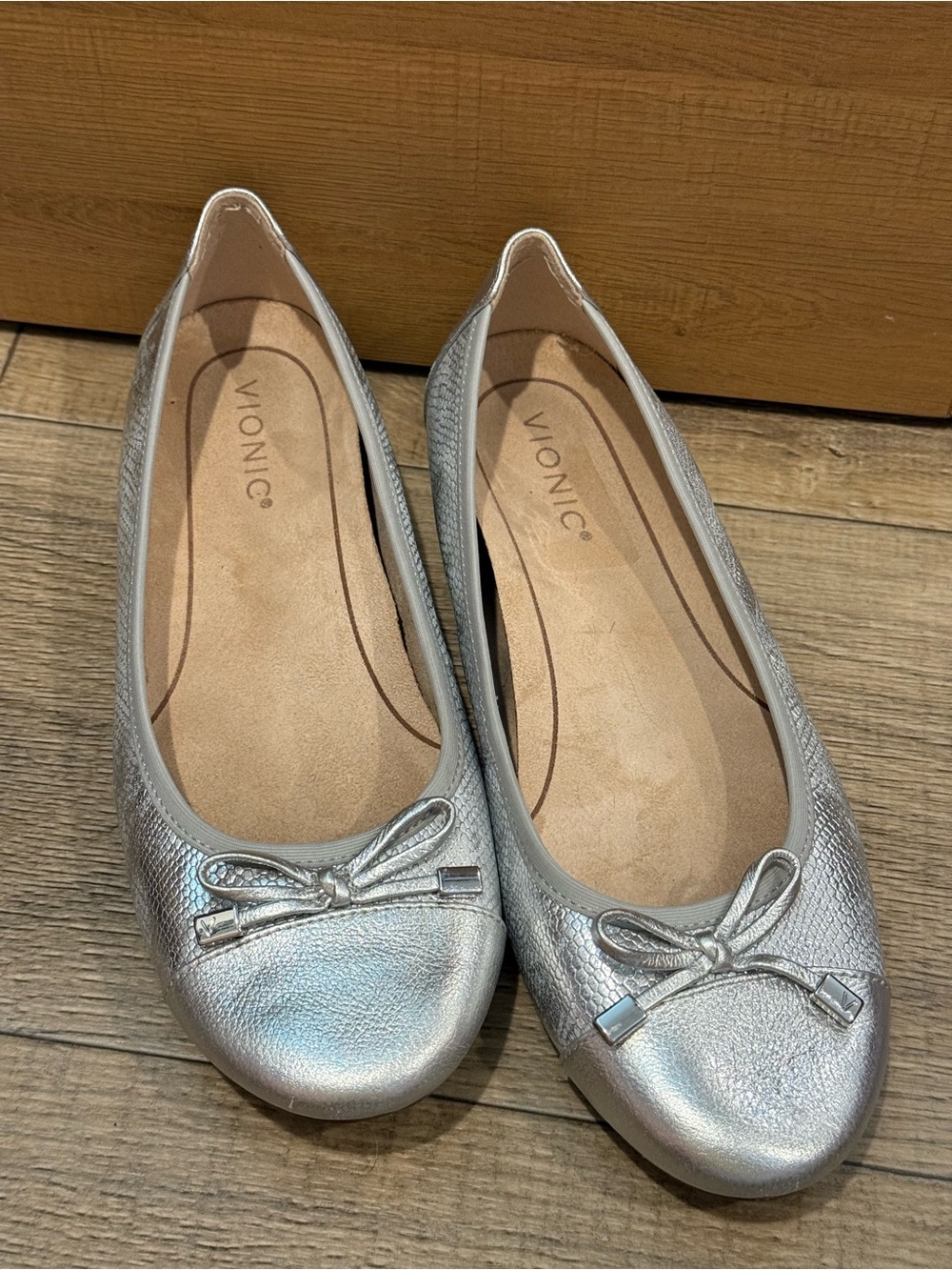 Vionic Spark Minna leather ballet flats in silver metal snake size 9 - Picture 5 of 8